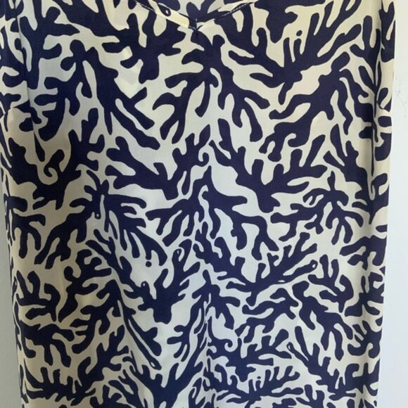 Lilly Pulitzer Dusk Top - Picture 3 of 3